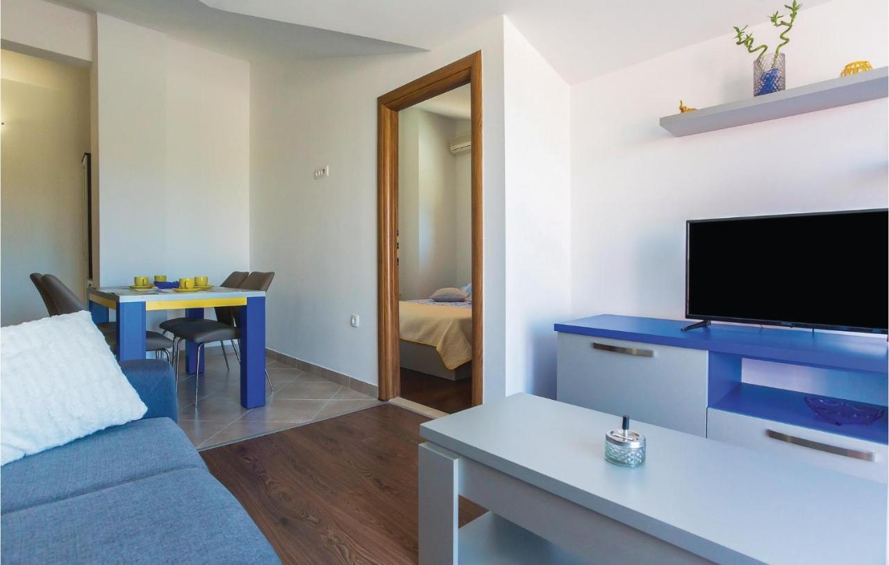 Amazing Apartment In Makarska With Wifi المظهر الخارجي الصورة